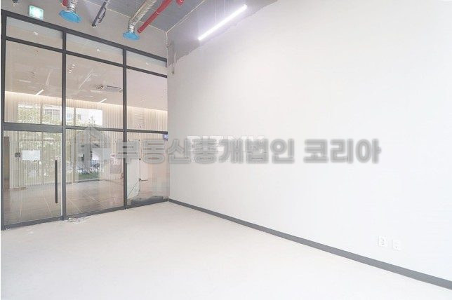 가산 반도아이비밸리 1층 상가 임대 내부 사진 3