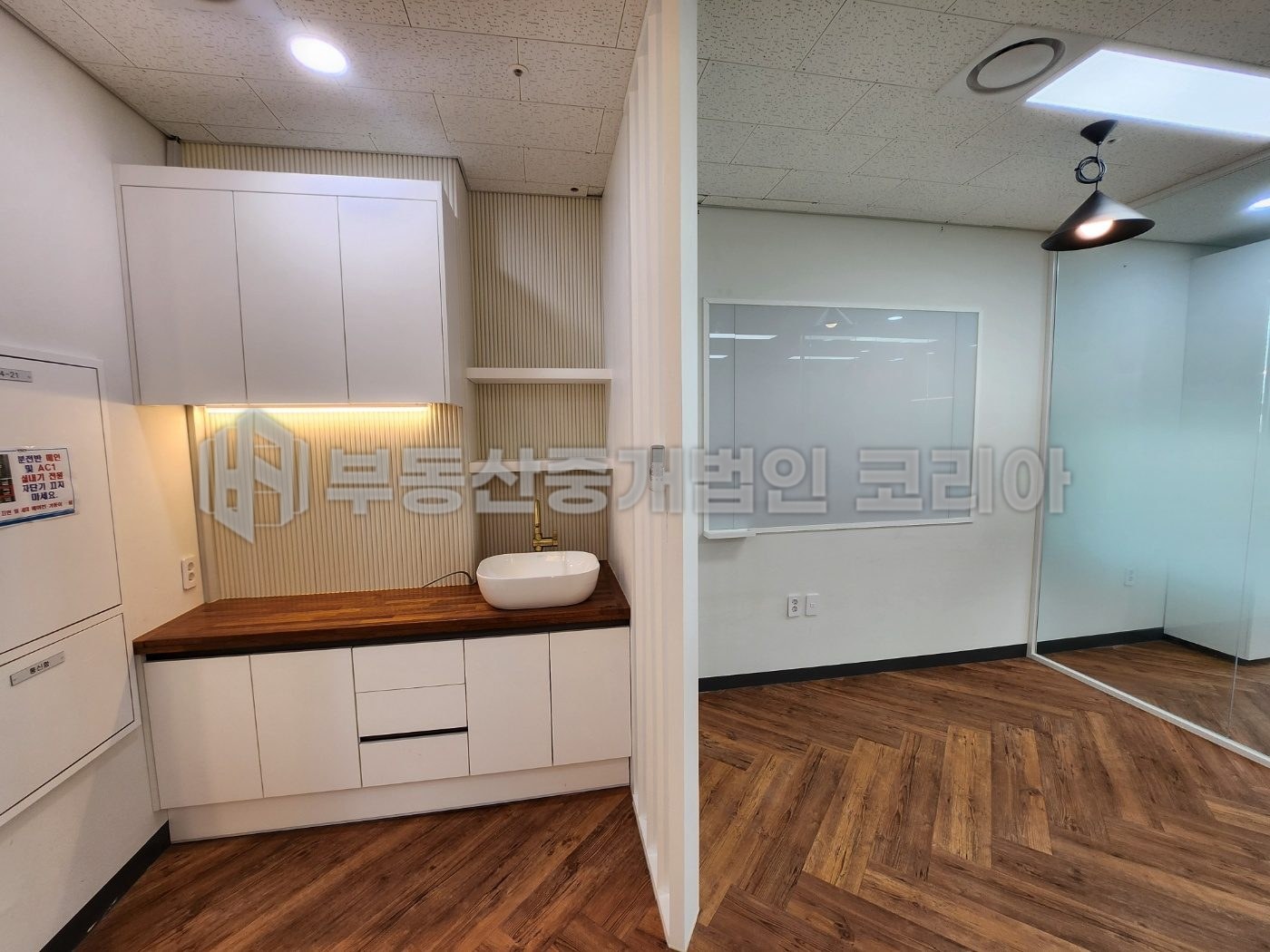가산 DK타워 4층 전용 15평 공장 임대 현장 사진